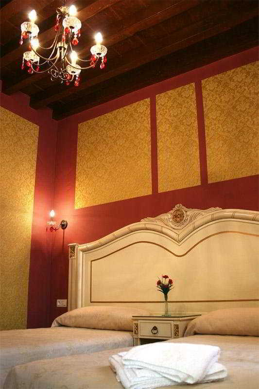 Casa De Las Mercedes مالقة الغرفة الصورة